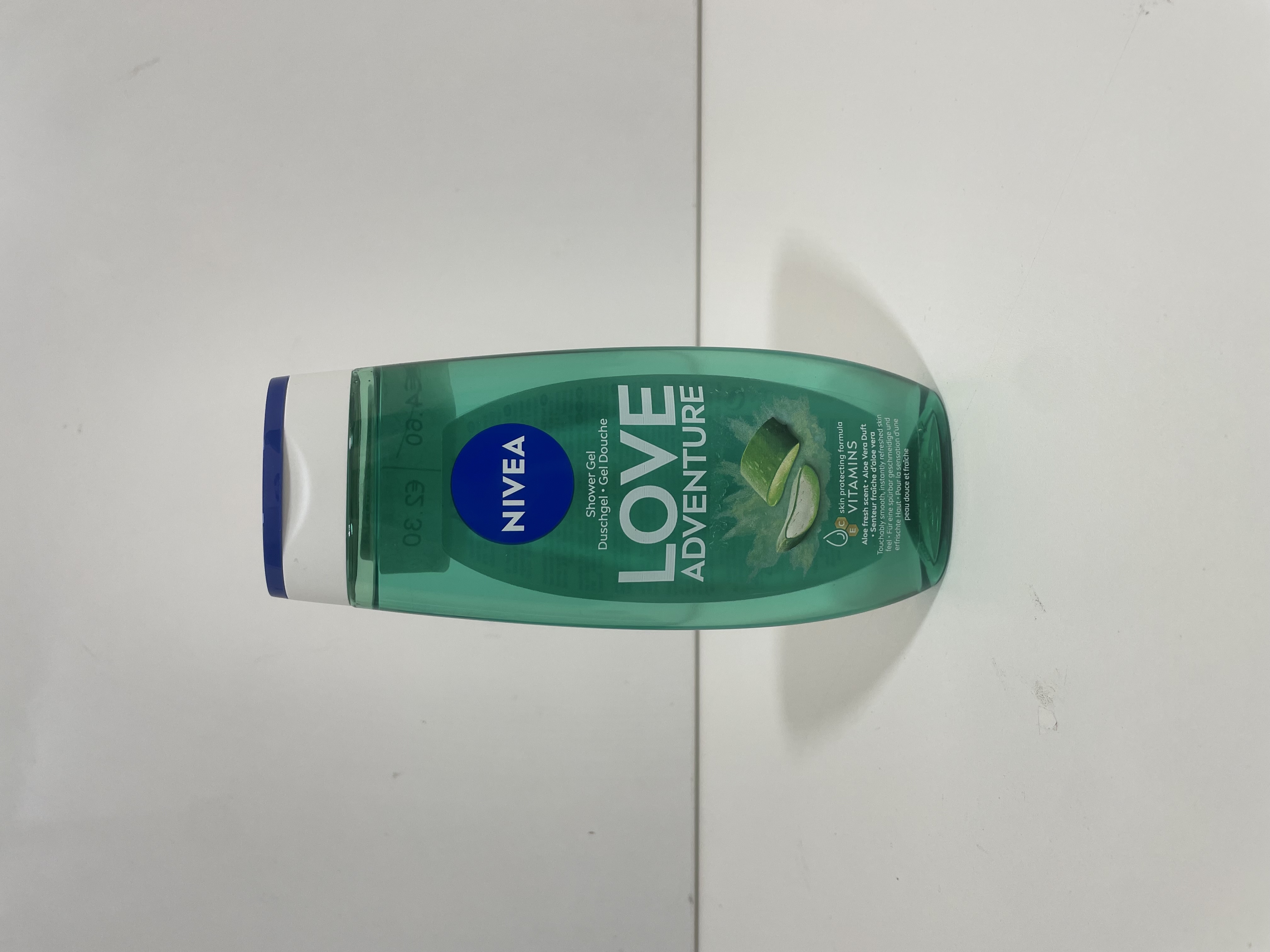 Nivea Love Adventure Aloe Sower Gel - 250ml